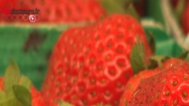 Des pesticides interdits dans des fraises