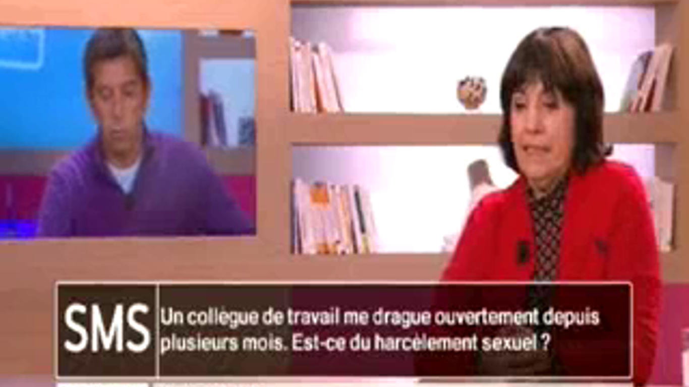 Un collègue de travail me drague. Est-ce du harcèlement sexuel