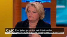Faut-il diminuer les médicaments pour éviter les chutes des seniors ?