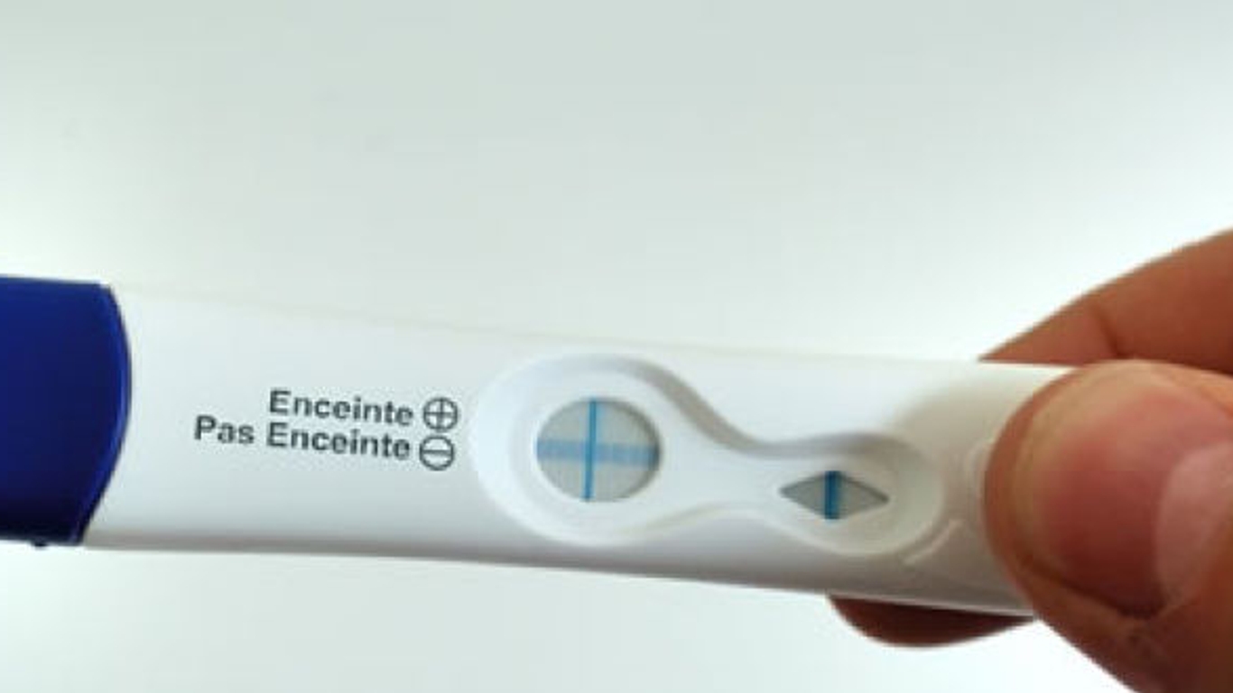 Показывает ли тест внематочную беременность