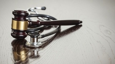 Deux soignants de Tours mis en examen pour empoisonnement