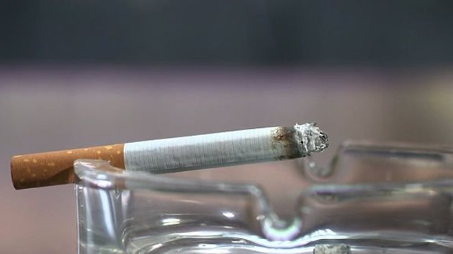 Les Français ont un bon système de santé, mais fument et boivent trop
