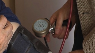 Hypertension artérielle : pourquoi arrêter les médicaments à base d’olmésartan ?