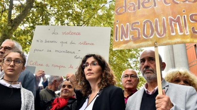  Céline Boussié au centre lors d'une manifestation. Photo ©Comité de soutien à Céline Boussié 
