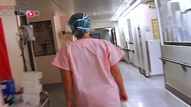 Hôpital : le travail des soignants examiné à la loupe