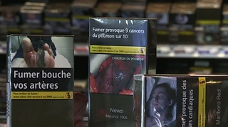 Tabac : pour la majorité des jeunes fumeurs, le paquet neutre "n'a aucune importance"