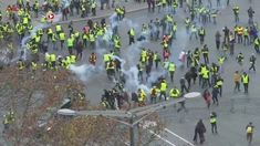 Gilets jaunes : un blessé au visage témoigne