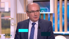 Tête plate : les bébés doivent quand même dormir sur le dos