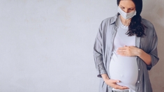 Covid-19 : une transmission possible de la femme enceinte au foetus