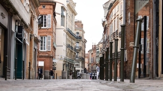 Toulouse, première grande ville à imposer le port du masque sur l'ensemble de la commune