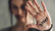 Violences conjugales : un tchat pour aider les plus jeunes femmes
