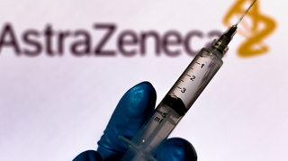 Covid : la France suspend les injections du vaccin AstraZeneca