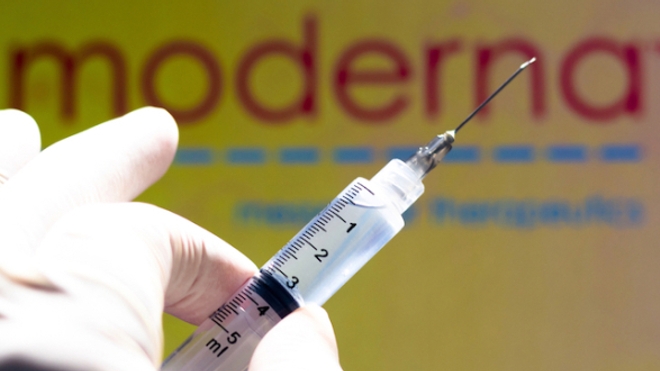 Covid-19 : la FDA confirme que le vaccin Moderna est sûr et efficace