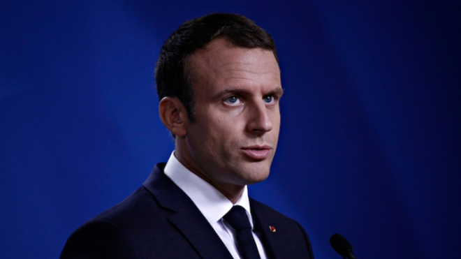 Emmanuel Macron promet une vaccination générale de tous les adultes volontaires d’ici la fin de l’été