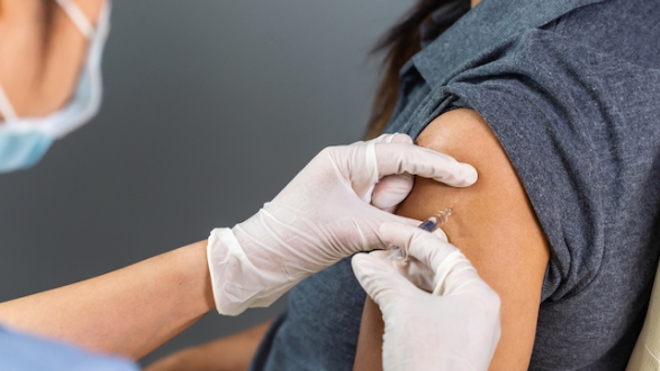 Covid : les vaccins sont-ils dangereux pour les personnes immunodéprimées ?