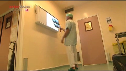 Attention, images de chirurgie