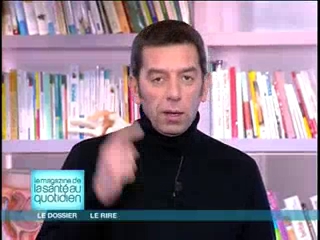 Michel Cymes vous montre comment naît le rire.