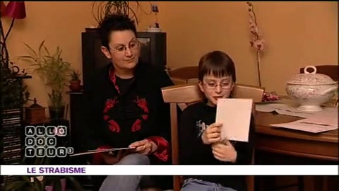 Amélie, 7 ans, souffrait d'amblyopie jusqu'à ce qu'elle se fasse opérer...