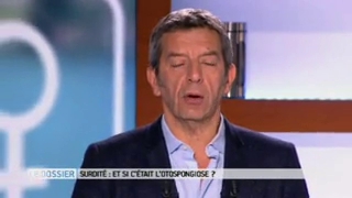 Marina Carrère d'Encausse et Michel Cymes expliquent le fonctionnement d'une oreille et le mécanisme de l'otospongiose.