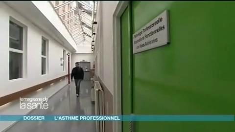 Thibaut est boulanger depuis 6 ans. Il passe un examen dont le but et de mieux prévenir l'asthme.