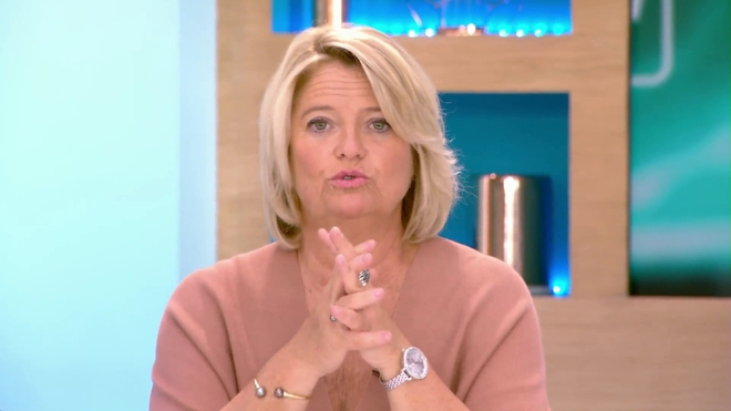Marina Carrère d'Encausse et Antoine Piau expliquent l'incontinence anale