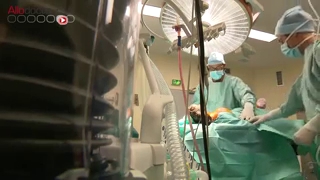 Attention images de chirurgie !