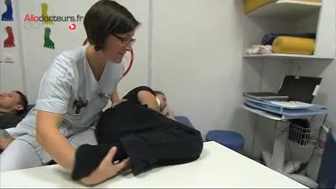 La rééducation est une étape incontournable en cas de lésions de la moelle épinière.