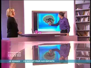 Les explications à l’aide d’un schéma avec Michel Cymes