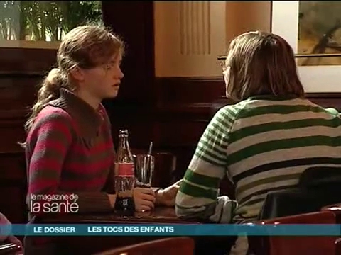Laetitia a 12 ans et elle souffre de TOC d'annulation. Par peur pour ses proches, elle obéit à des superstitions qui l'obligent à répéter en permanence plusieurs fois les mêmes choses.