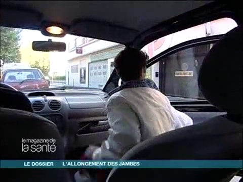 Rémi a 20 ans et mesure 1m53. Il veut avoir recours à la chirurgie pour grandir de 7 cm.