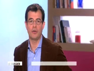 Marina Carrère d'Encausse et Benoît Thevenet présentent les différents types de sutures.