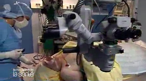 Attention, images d'intervention chirurgicale : lorsque le traitement au laser est insuffisant, il faut intervenir chirurgicalement.
