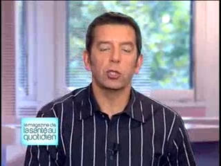 Marina Carrère d'Encausse et Michel Cymes décrivent les caractéristiques du baiser.