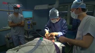Les amygdales peuvent parfois devenir un problème lorsqu'elles sont à l'origine d'angines à répétition. Le médecin ORL peut alors proposer une amygdalectomie.