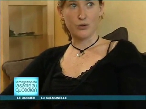 Un aliment contaminé peut rendre malade toutes les personnes qui l'ont partagé.