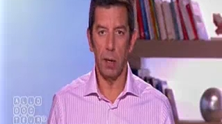 Marina Carrère d'Encausse et Michel Cymes expliquent l'allaitement.