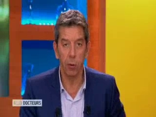Marina Carrère d'Encausse et Michel Cymes décrivent les aphtes
