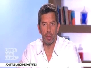 Marina Carrère d'Encausse et Michel Cymes expliquent les conséquences d'une mauvaise posture.