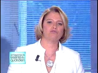 Marina Carrère d'Encausse et Michel Cymes expliquent les mécanismes du bronzage de la peau.