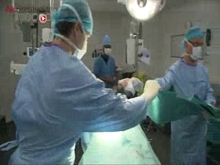 Attention images de chirurgie ! La néphrectomie correspond à l'ablation du rein.