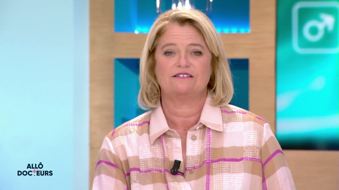 Marina Carrère d'Encausse et Fabien Doguet expliquent les malformations de l'oreille