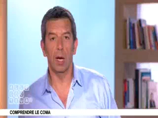 Marina Carrère d'Encausse et Michel Cymes expliquent le coma.