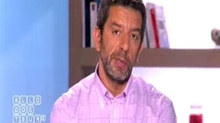Marina Carrère d'Encausse et Michel Cymes expliquent les troubles du sommeil chez l'enfant.