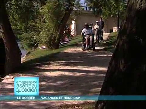Des aménagements rendent accessibles les lieux de vacances aux personnes handicapées.