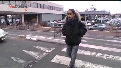 Christopher participe à l'essai thérapeutique. Depuis neuf mois, il teste un médicament qui pourrait réduire ses tumeurs sous-cutanées.