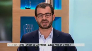 Marina Carrère d'Encausse et Benoît Thevenet décrivent la thyroïde.