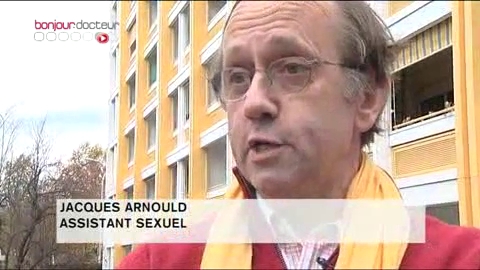 Jacques est assistant sexuel, il accompagne des personnes handicapées dans leur sexualité