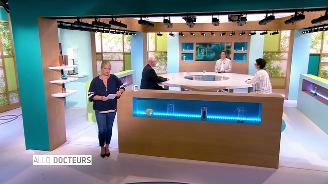 La radiothérapie expliquée par Marina Carrère d'Encausse et Antoine Piau