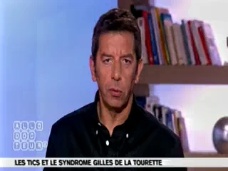 Les tics expliqués par Michel Cymes et Marina Carrère d'Encausse