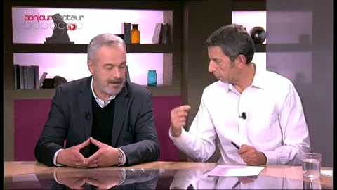 Michel Cymes lance le débat : faut-il interdire de fumer dans les voitures où se trouvent des mineurs ?